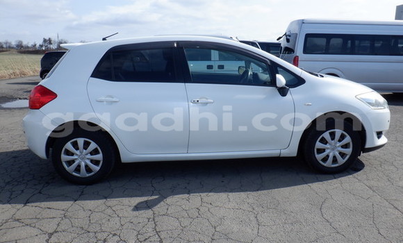 Buy Used Toyota Auris White Car in Import - Dubai in Somalia Buy Used Toyota Auris White Car in Import - Dubai in Somalia