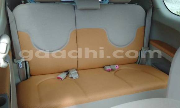 Buy Used Toyota Porte Silver Car in Import - Dubai in Somalia Buy Used Toyota Porte Silver Car in Import - Dubai in Somalia