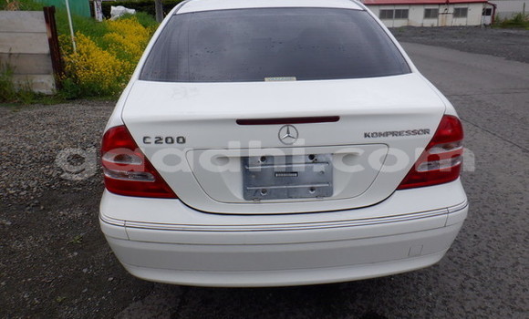 Buy Used Mercedes-Benz C–Class White Car in Import - Dubai in Somalia Buy Used Mercedes-Benz C–Class White Car in Import - Dubai in Somalia