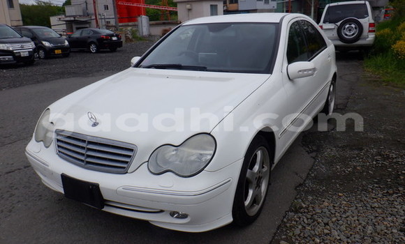 Buy Used Mercedes-Benz C–Class White Car in Import - Dubai in Somalia Buy Used Mercedes-Benz C–Class White Car in Import - Dubai in Somalia