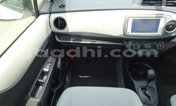 Buy Used Toyota Vitz White Car in Dujuma in Gedo Buy Used Toyota Vitz White Car in Dujuma in Gedo