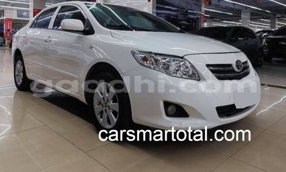 Buy Used Toyota Corolla White Car in Bereda in Bari Buy Used Toyota Corolla White Car in Bereda in Bari