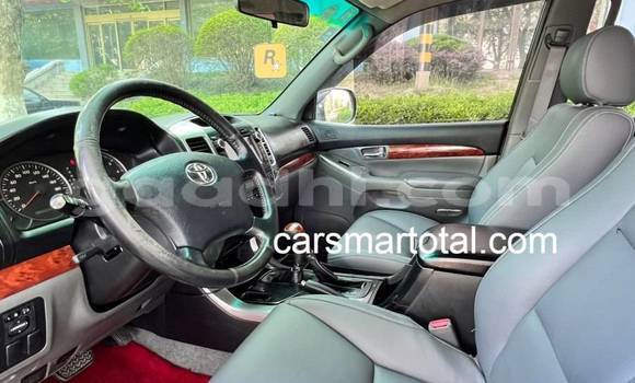 Buy Used Toyota Prado White Car in Borama in Awdal Buy Used Toyota Prado White Car in Borama in Awdal