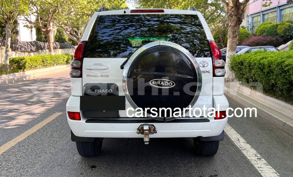 Buy Used Toyota Prado White Car in Borama in Awdal Buy Used Toyota Prado White Car in Borama in Awdal