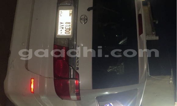 Buy Used Toyota Alphard White Car in Hargeysa in Somaliland