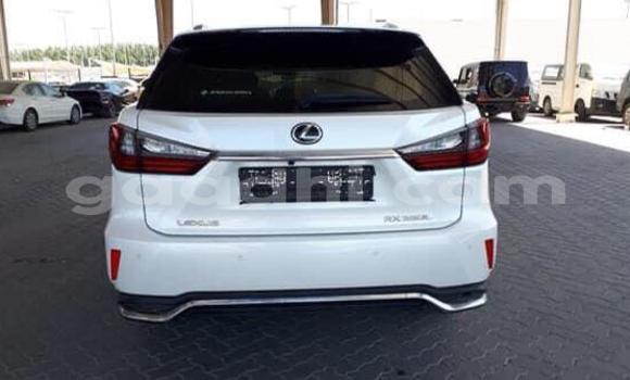 Buy Used Lexus RX 350 White Car in Bandarmu'ayo in Bari Buy Used Lexus RX 350 White Car in Bandarmu'ayo in Bari