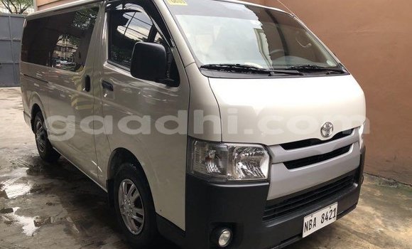 ይግዙ ያገለገለ Toyota Hiace ነጭ መኪና በ ሞቃዲሾ በ ሶማሊያ ይግዙ ያገለገለ Toyota Hiace ነጭ መኪና በ ሞቃዲሾ በ ሶማሊያ