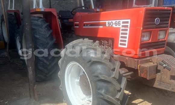Buy Used Fiat 131 Red Car in Mogadishu in Somalia