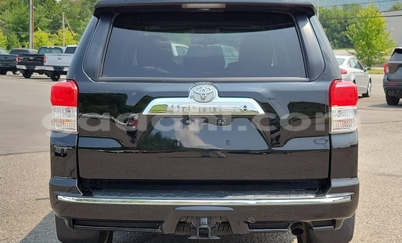 Buy Import Toyota 4Runner Black Car in Import - Dubai in Somalia Buy Import Toyota 4Runner Black Car in Import - Dubai in Somalia