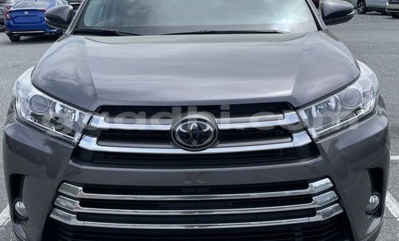 اشتري مستعمل Toyota Highlander آخر سيارة في Bardhere في جدو اشتري مستعمل Toyota Highlander آخر سيارة في Bardhere في جدو