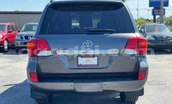 Nunua Ilio tumika Toyota Land Cruiser Nyingine Gari ndani ya Odweyne nchini Tenda Nunua Ilio tumika Toyota Land Cruiser Nyingine Gari ndani ya Odweyne nchini Tenda