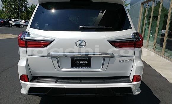 Buy Used Lexus LX 570 White Car in Afgooye in Somalia Buy Used Lexus LX 570 White Car in Afgooye in Somalia