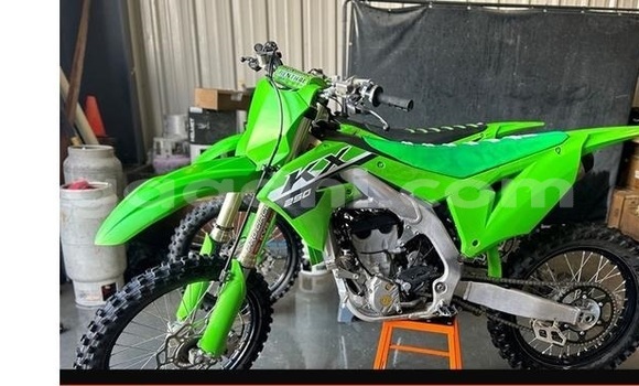 Buy New Kawasaki KX Green Bike in Afgooye in Somalia Buy New Kawasaki KX Green Bike in Afgooye in Somalia