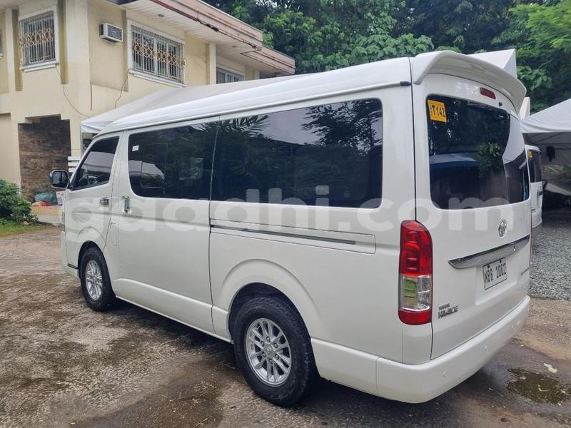 Big with watermark toyota hiace somaliland hargeysa 5718