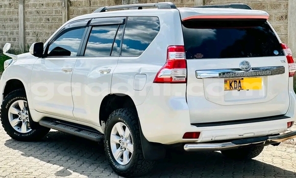 ይግዙ ያገለገለ Volvo F4 ነጭ የጭነት መኪና በ Garowe በ Nugal ይግዙ ያገለገለ Volvo F4 ነጭ የጭነት መኪና በ Garowe በ Nugal