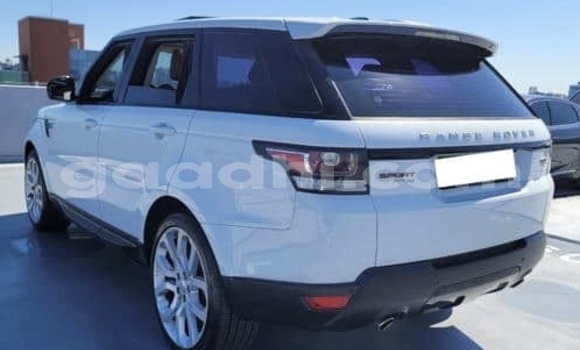 ይግዙ ያገለገለ Land Rover Range Rover Sport ነጭ መኪና በ ሐርጌሳ በ ሶማሊላንድ ይግዙ ያገለገለ Land Rover Range Rover Sport ነጭ መኪና በ ሐርጌሳ በ ሶማሊላንድ