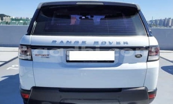 ይግዙ ያገለገለ Land Rover Range Rover Sport ነጭ መኪና በ ሐርጌሳ በ ሶማሊላንድ ይግዙ ያገለገለ Land Rover Range Rover Sport ነጭ መኪና በ ሐርጌሳ በ ሶማሊላንድ