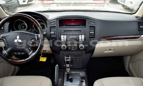 اشتري Imported Mitsubishi Pajero أسود سيارة في Import - Dubai في الصومال اشتري Imported Mitsubishi Pajero أسود سيارة في Import - Dubai في الصومال