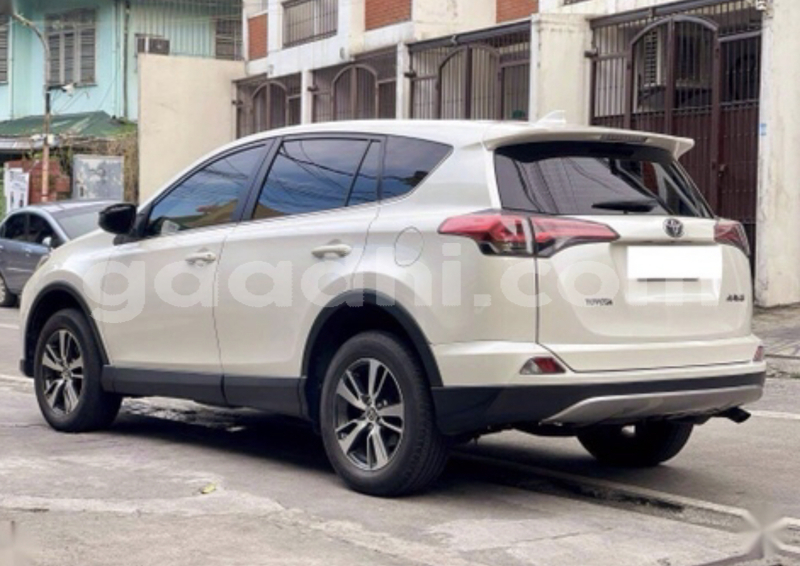 Big with watermark toyota rav4 somaliland hargeysa 5742