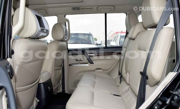 اشتري Imported Mitsubishi Pajero أسود سيارة في Import - Dubai في الصومال اشتري Imported Mitsubishi Pajero أسود سيارة في Import - Dubai في الصومال