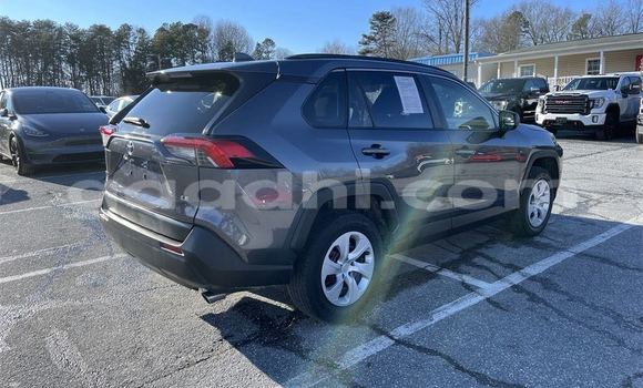 Nunua Ilio tumika Toyota RAV4 Bluu Gari ndani ya Bandarbeyla nchini Bari Nunua Ilio tumika Toyota RAV4 Bluu Gari ndani ya Bandarbeyla nchini Bari