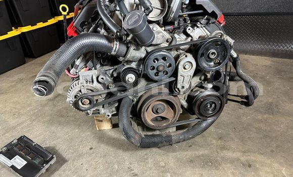 Buy CHRYSLER 300C SRT8 in Mogadishu in Somalia Buy CHRYSLER 300C SRT8 in Mogadishu in Somalia