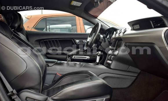 Imported Ford Mustang Black Makiinaa iti Import - Dubai keessatti Somalia keessatti Imported Ford Mustang Black Makiinaa iti Import - Dubai keessatti Somalia keessatti