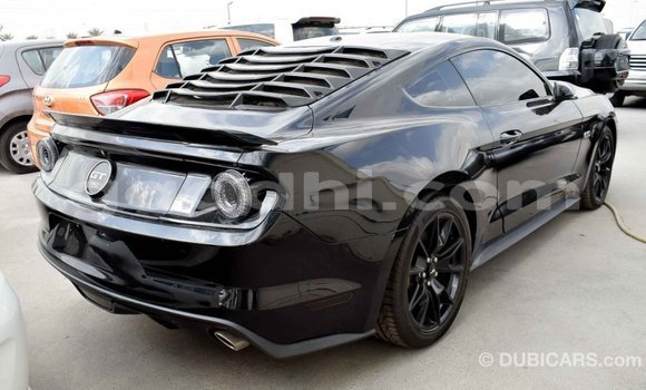 Imported Ford Mustang Black Makiinaa iti Import - Dubai keessatti Somalia keessatti Imported Ford Mustang Black Makiinaa iti Import - Dubai keessatti Somalia keessatti