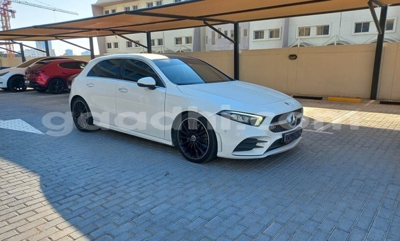Buy Used Mercedes-Benz A200 White Car in Mogadishu in Somalia Buy Used Mercedes-Benz A200 White Car in Mogadishu in Somalia