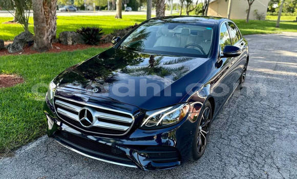 Buy Used Mercedes-Benz E–Class Blue Car in Mogadishu in Somalia Buy Used Mercedes-Benz E–Class Blue Car in Mogadishu in Somalia