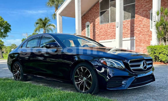 Buy Used Mercedes-Benz E–Class Blue Car in Mogadishu in Somalia Buy Used Mercedes-Benz E–Class Blue Car in Mogadishu in Somalia