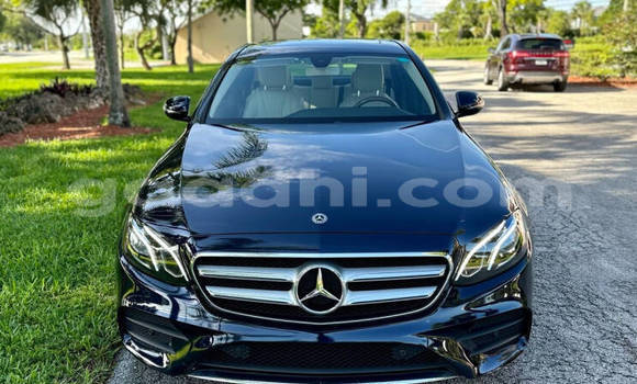 Buy Used Mercedes-Benz E–Class Blue Car in Mogadishu in Somalia Buy Used Mercedes-Benz E–Class Blue Car in Mogadishu in Somalia