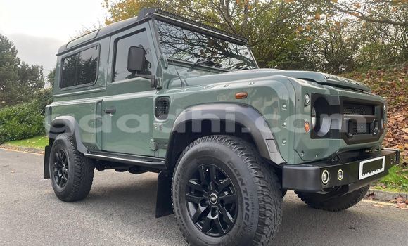 Buy Used Land Rover Defender Green Car in Mogadishu in Somalia Buy Used Land Rover Defender Green Car in Mogadishu in Somalia