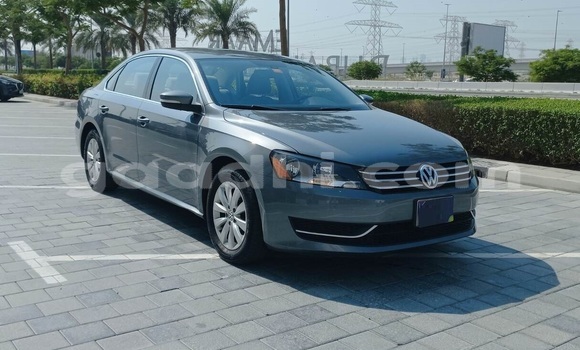 Buy Used Volkswagen Passat Blue Car in Mogadishu in Somalia Buy Used Volkswagen Passat Blue Car in Mogadishu in Somalia