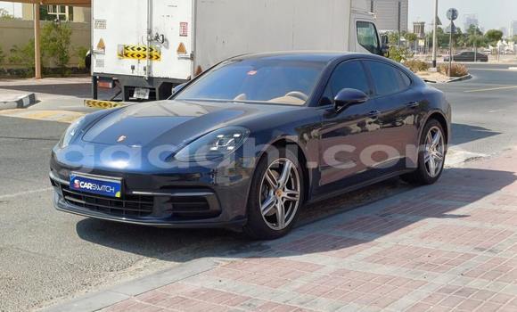Buy Used Porsche Panamera Blue Car in Mogadishu in Somalia
