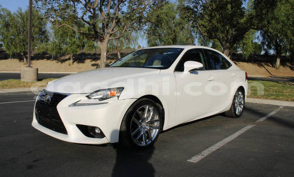 Buy Used Lexus IS White Car in Mogadishu in Somalia Buy Used Lexus IS White Car in Mogadishu in Somalia