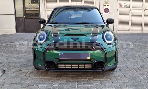 Buy Used MINI Cooper Green Car in Mogadishu in Somalia Buy Used MINI Cooper Green Car in Mogadishu in Somalia