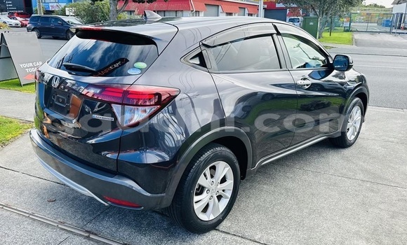 Buy Used Honda Vezel Black Car in Mogadishu in Somalia Buy Used Honda Vezel Black Car in Mogadishu in Somalia