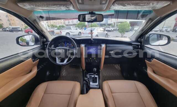 ይግዙ ያገለገለ Toyota Fortuner ነጭ መኪና በ Kismayo በ ሶማሊያ ይግዙ ያገለገለ Toyota Fortuner ነጭ መኪና በ Kismayo በ ሶማሊያ