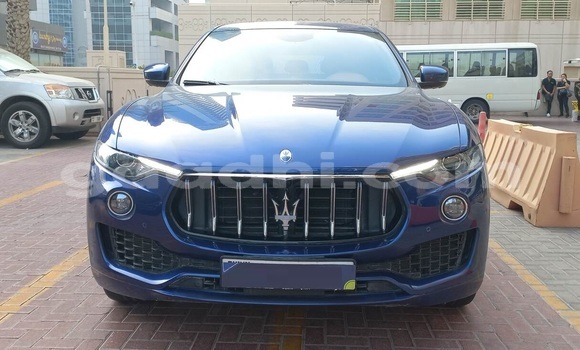 ይግዙ ያገለገለ Maserati Levante ሰማያዊ መኪና በ ሞቃዲሾ በ ሶማሊያ ይግዙ ያገለገለ Maserati Levante ሰማያዊ መኪና በ ሞቃዲሾ በ ሶማሊያ