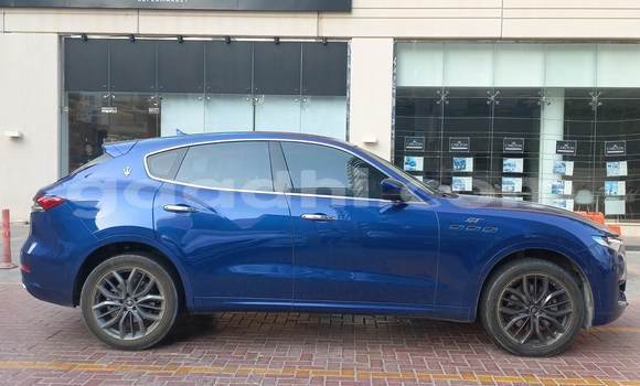 ይግዙ ያገለገለ Maserati Levante ሰማያዊ መኪና በ ሞቃዲሾ በ ሶማሊያ ይግዙ ያገለገለ Maserati Levante ሰማያዊ መኪና በ ሞቃዲሾ በ ሶማሊያ