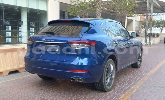 ይግዙ ያገለገለ Maserati Levante ሰማያዊ መኪና በ ሞቃዲሾ በ ሶማሊያ ይግዙ ያገለገለ Maserati Levante ሰማያዊ መኪና በ ሞቃዲሾ በ ሶማሊያ