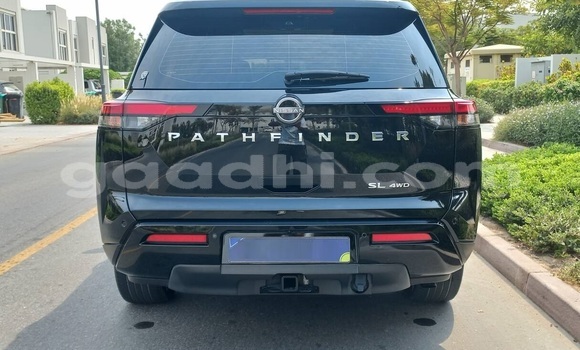 ይግዙ ያገለገለ Nissan Pathfinder ጥቁር መኪና በ ሞቃዲሾ በ ሶማሊያ ይግዙ ያገለገለ Nissan Pathfinder ጥቁር መኪና በ ሞቃዲሾ በ ሶማሊያ