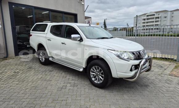 Buy Used Mitsubishi Triton White Car in Mogadishu in Somalia Buy Used Mitsubishi Triton White Car in Mogadishu in Somalia