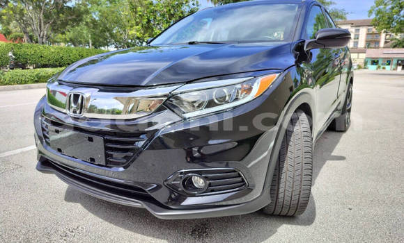 ይግዙ ያገለገለ Honda HR–V ጥቁር መኪና በ ሞቃዲሾ በ ሶማሊያ ይግዙ ያገለገለ Honda HR–V ጥቁር መኪና በ ሞቃዲሾ በ ሶማሊያ