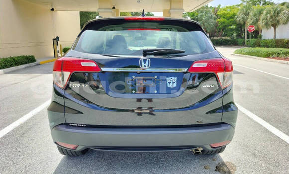ይግዙ ያገለገለ Honda HR–V ጥቁር መኪና በ ሞቃዲሾ በ ሶማሊያ ይግዙ ያገለገለ Honda HR–V ጥቁር መኪና በ ሞቃዲሾ በ ሶማሊያ