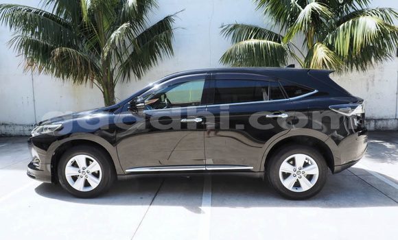 ይግዙ ያገለገለ Toyota Harrier ቀይ መኪና በ ሞቃዲሾ በ ሶማሊያ ይግዙ ያገለገለ Toyota Harrier ቀይ መኪና በ ሞቃዲሾ በ ሶማሊያ