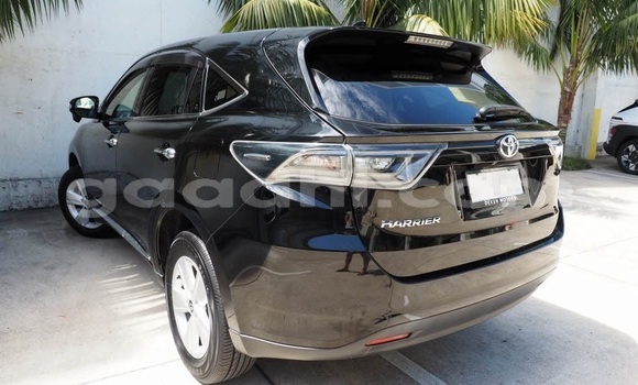 ይግዙ ያገለገለ Toyota Harrier ቀይ መኪና በ ሞቃዲሾ በ ሶማሊያ ይግዙ ያገለገለ Toyota Harrier ቀይ መኪና በ ሞቃዲሾ በ ሶማሊያ