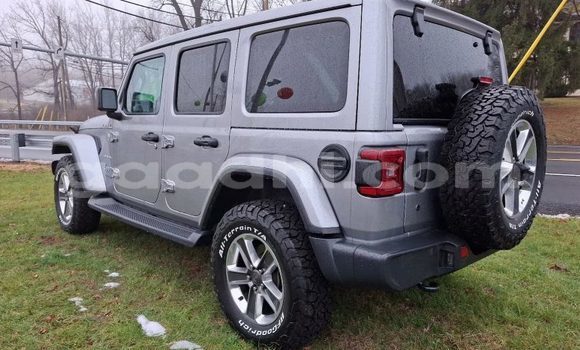 ይግዙ ያገለገለ Jeep Wrangler ብር መኪና በ Berbera በ ሶማሊያ ይግዙ ያገለገለ Jeep Wrangler ብር መኪና በ Berbera በ ሶማሊያ