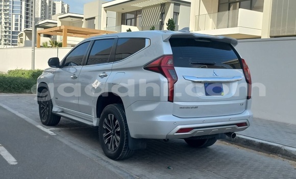 ይግዙ ያገለገለ Mitsubishi Montero Sport ነጭ መኪና በ ሞቃዲሾ በ ሶማሊያ ይግዙ ያገለገለ Mitsubishi Montero Sport ነጭ መኪና በ ሞቃዲሾ በ ሶማሊያ